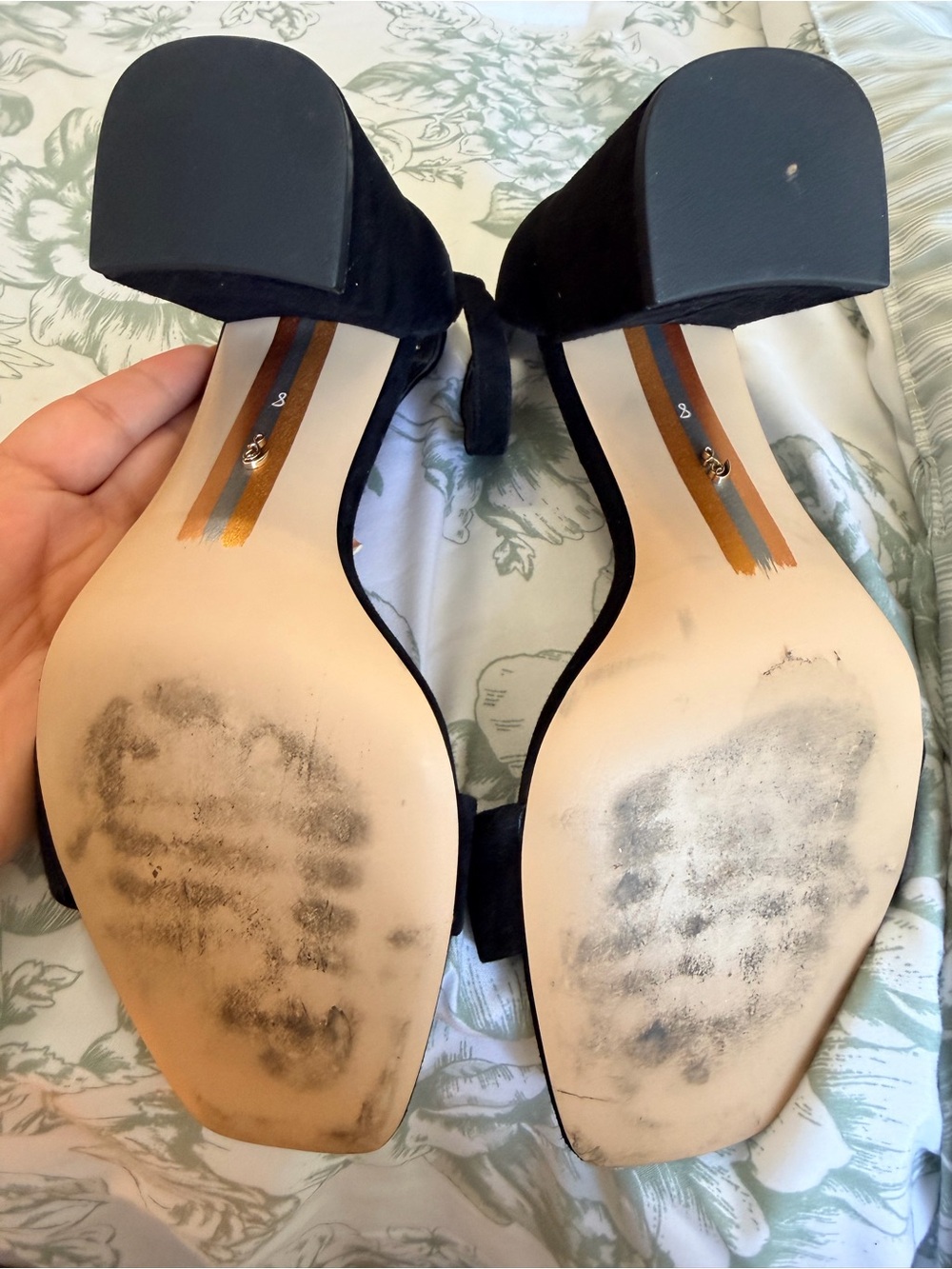 🖤 Sam Edelman Black Block Heel Sandals – Classic & Elegant - Picture 4 of 6